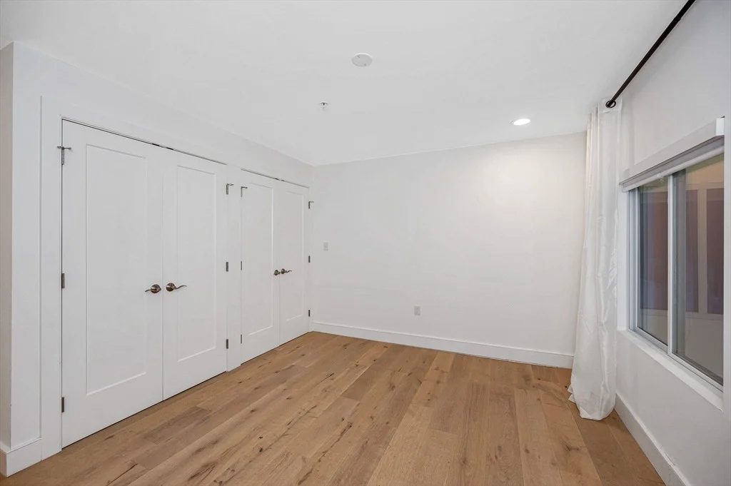 Photo of Unit 205 at 17 Kearney Sq