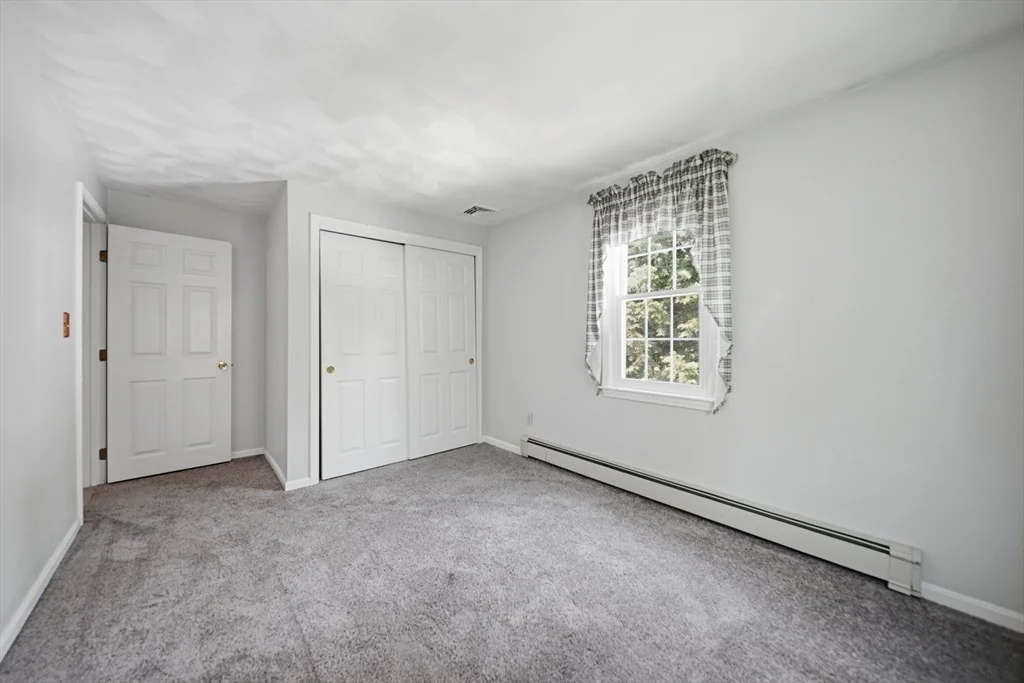 Photo of 16 Parsonage Hill Rd