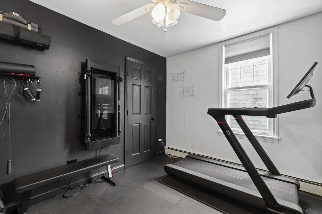Photo of 129 Strandway
