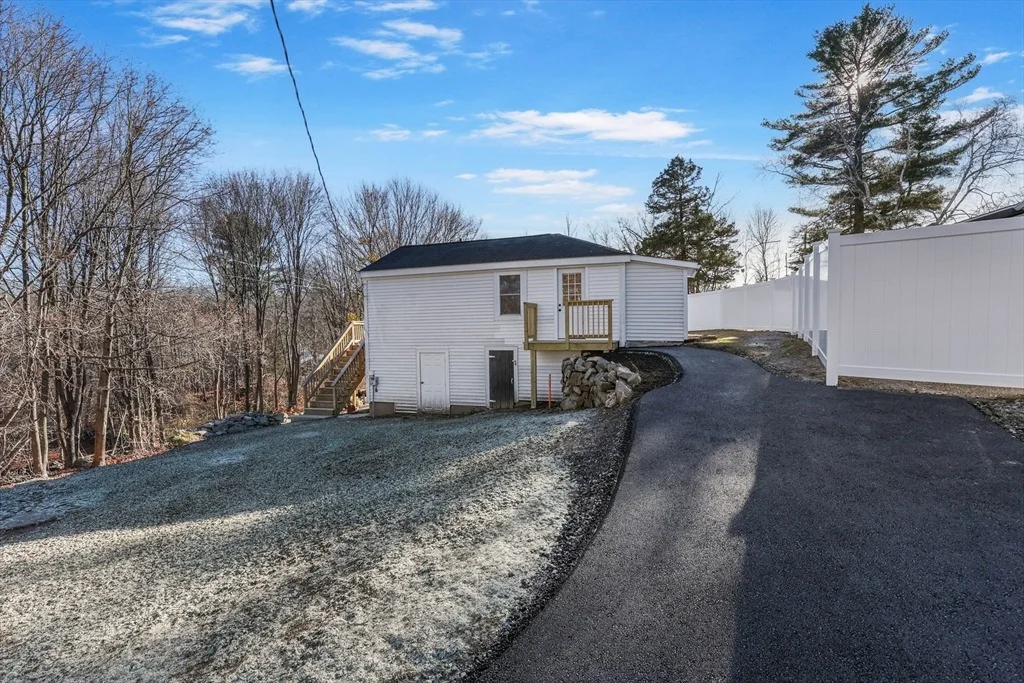 Photo of 112A Millville Rd