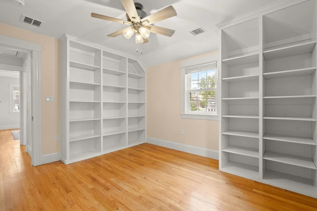 Photo of 106 Central St