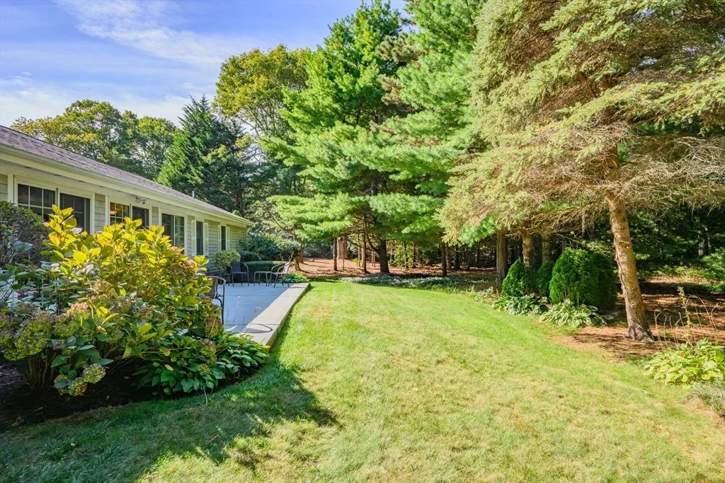 Photo of 87 Foxglove Rd