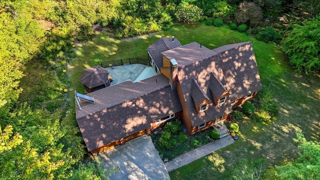 Photo of 166 Rocks Road