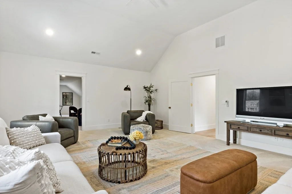 Photo of 22 Bucklin Drive
