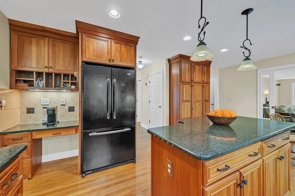 Photo of 10 Turner Ln