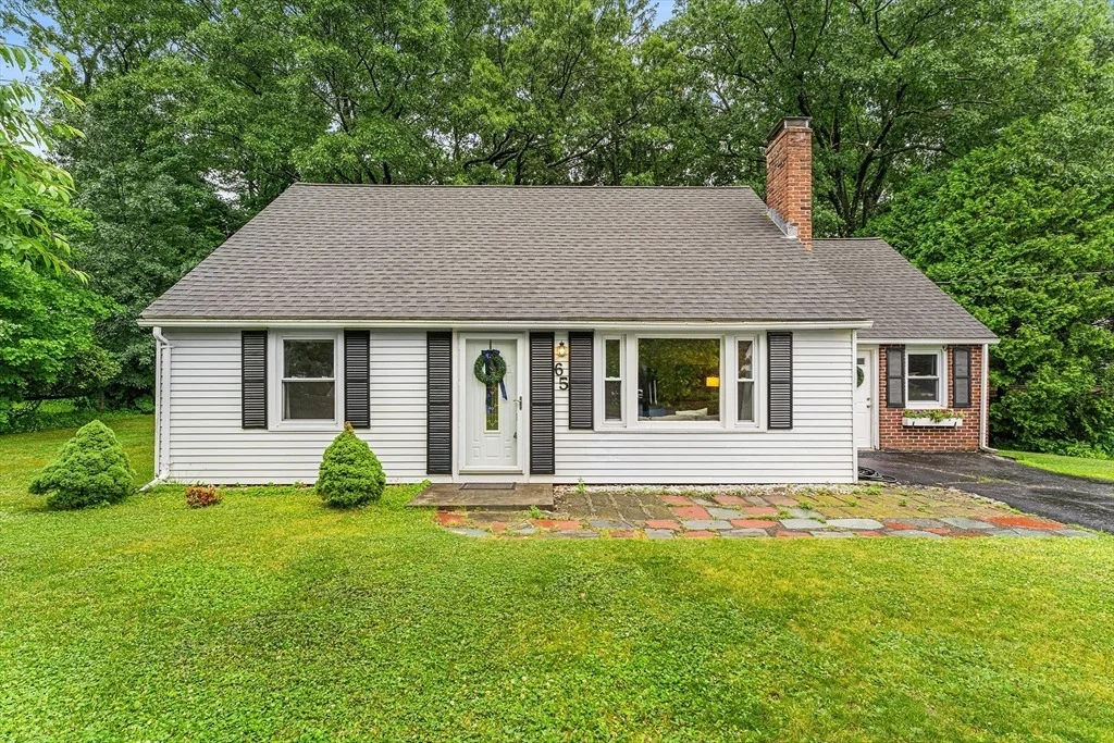 Photo of 65 Janet Cir