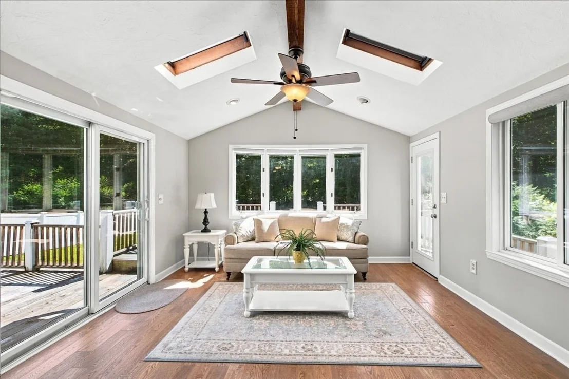 Photo of 46 Hoover Road