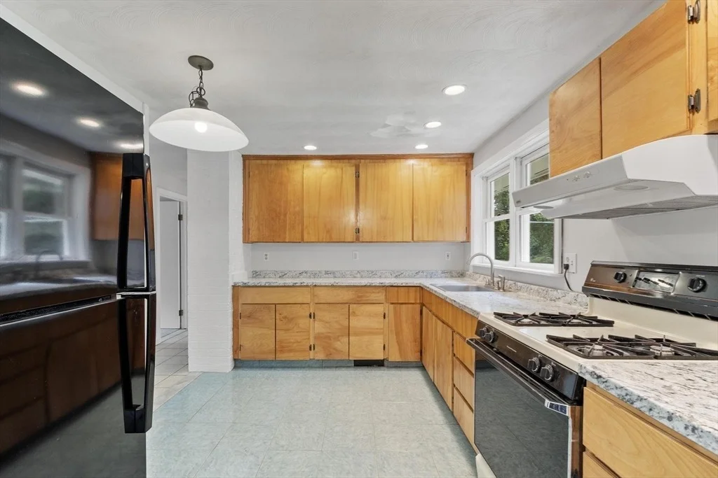 Photo of 17 Parlee Road