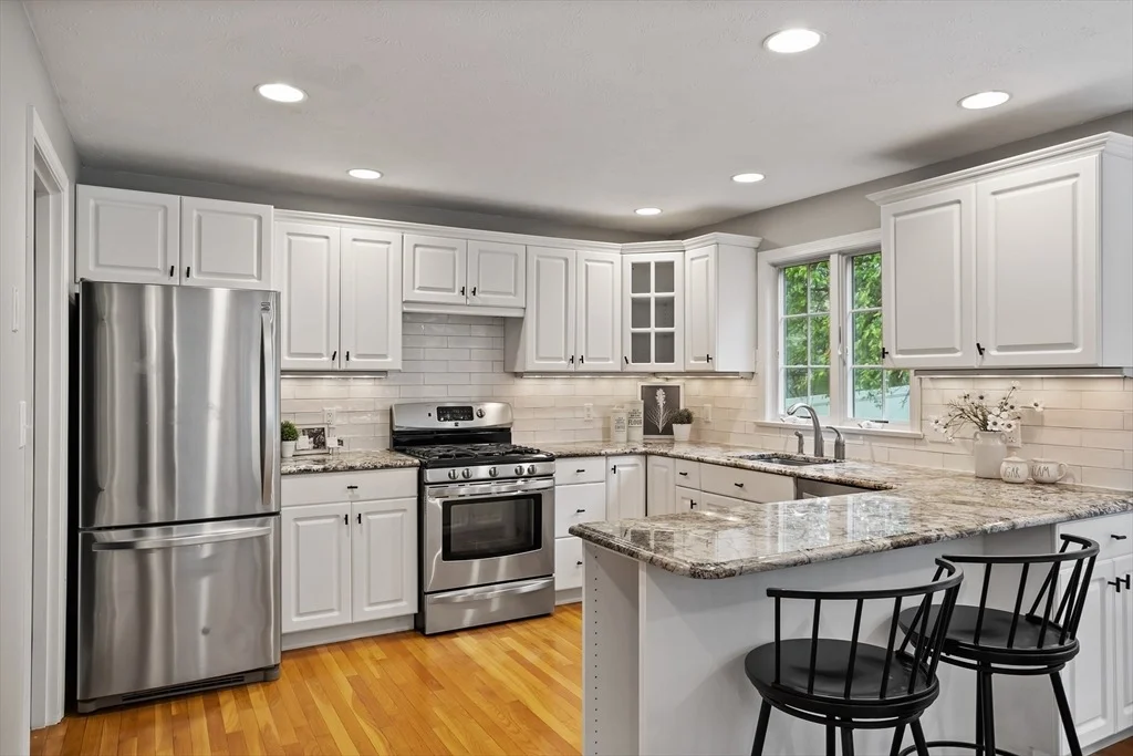 Photo of 21 Mcdonough Dr