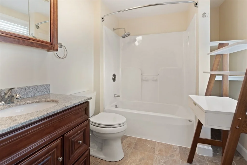 Photo of 34 Maple Avenue