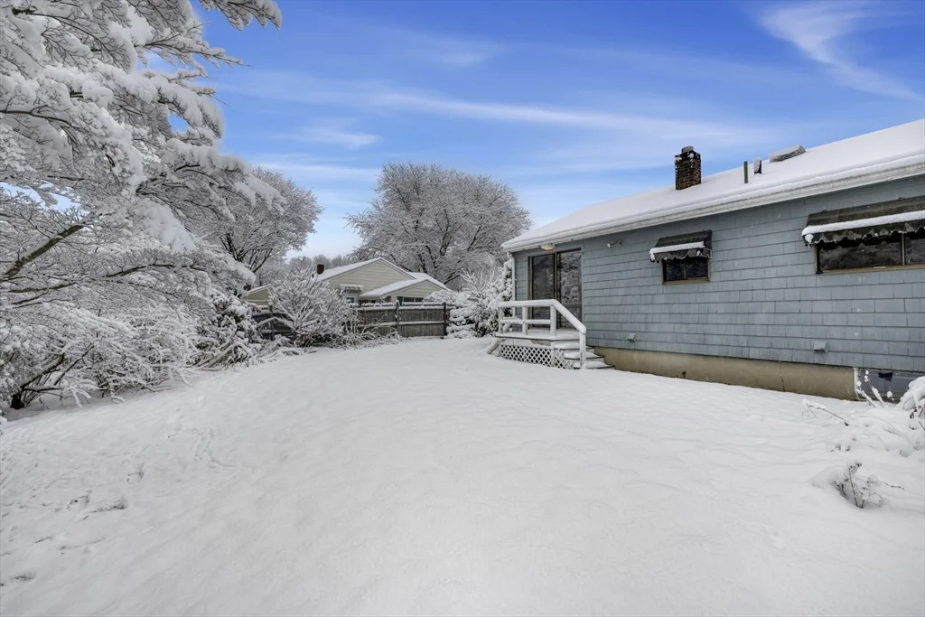 Photo of 6 Laurine Rd