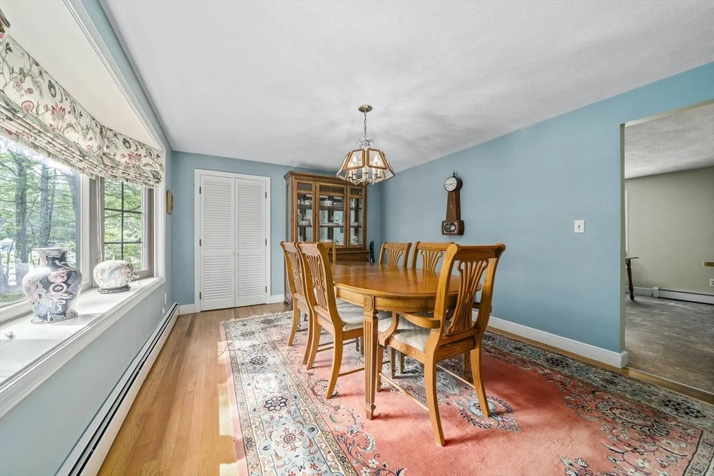 Photo of 37 Michele Ln
