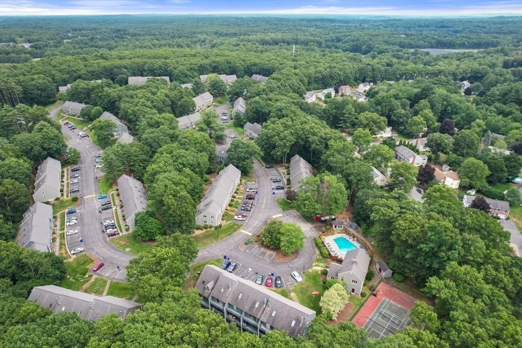 Photo of Unit 1 at 9 Deer Path