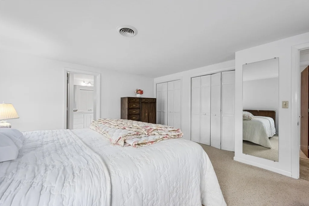 Photo of 31 Arbor Way
