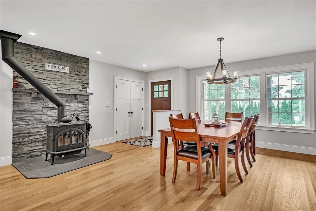 Photo of 33 Massapoag Way
