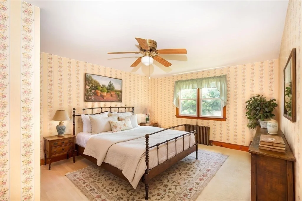 Photo of 10 Elmlawn Rd