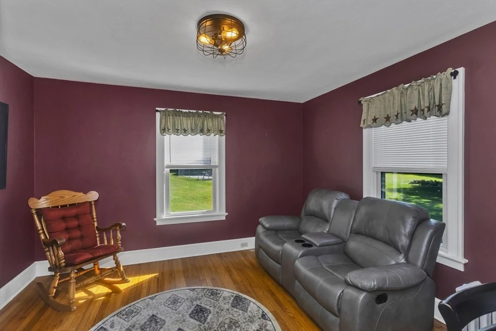 Photo of 138 Vining Hill Rd