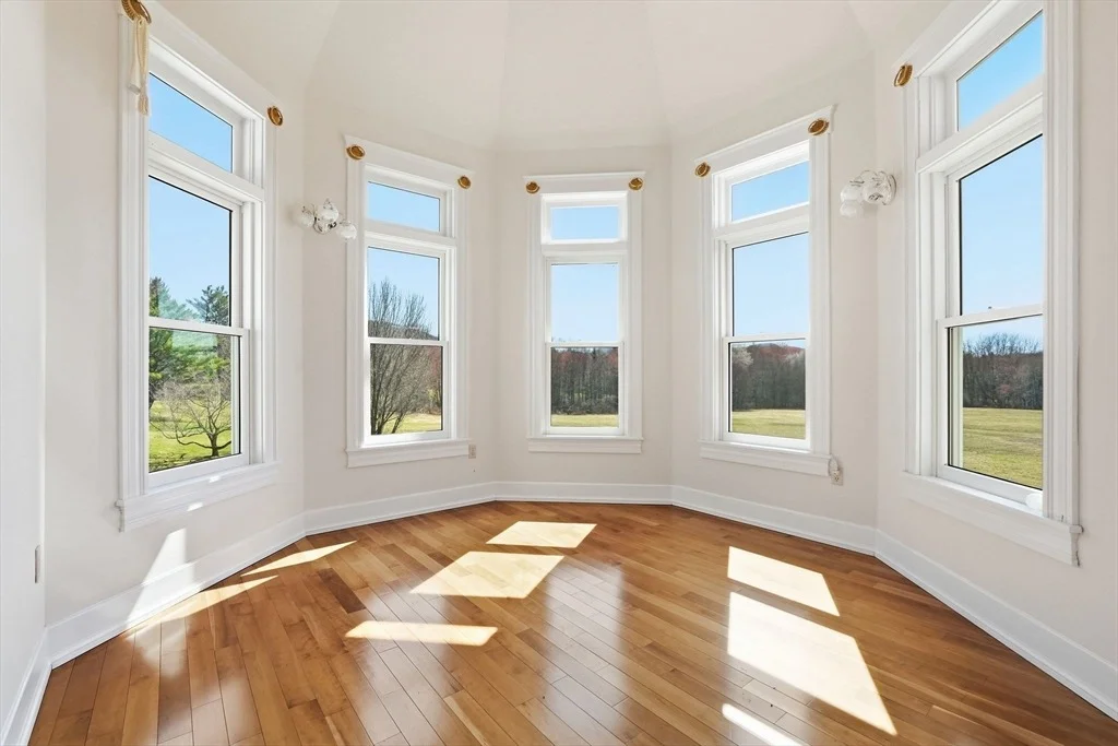Photo of 365 Middle St