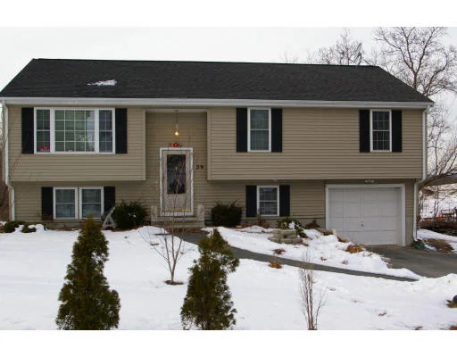 Photo of 29 Maple Ave