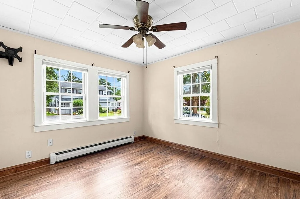 Photo of 56 Hacker St