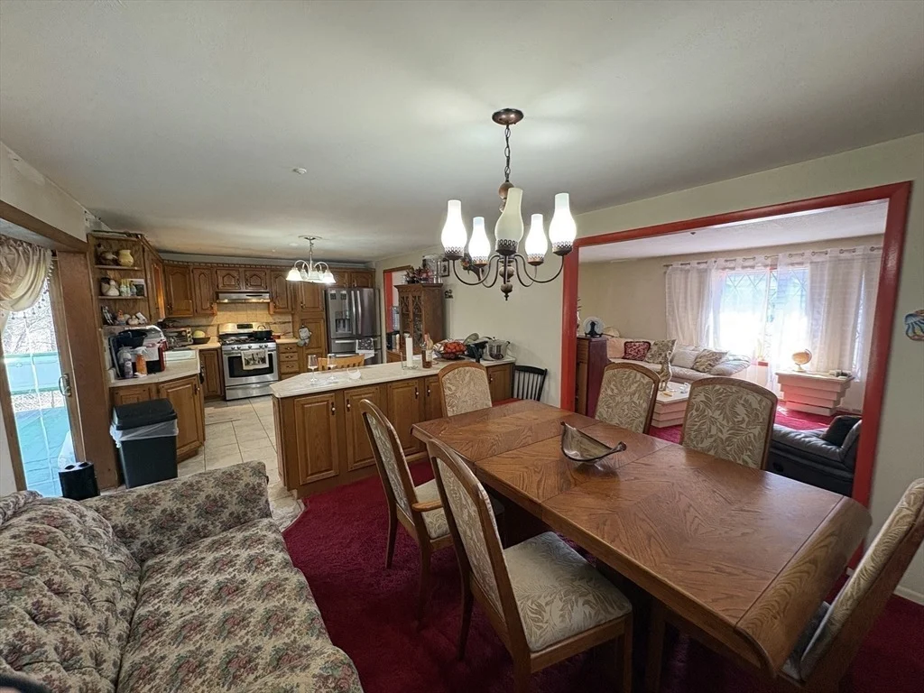 Photo of 9 Fernandez Cir
