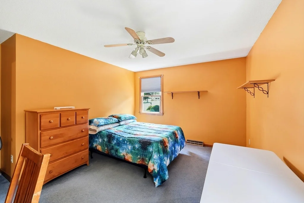 Photo of 16 Lessard