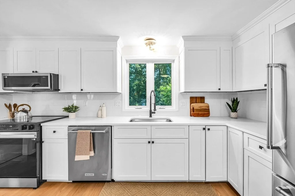 Photo of 13 Golden Dr