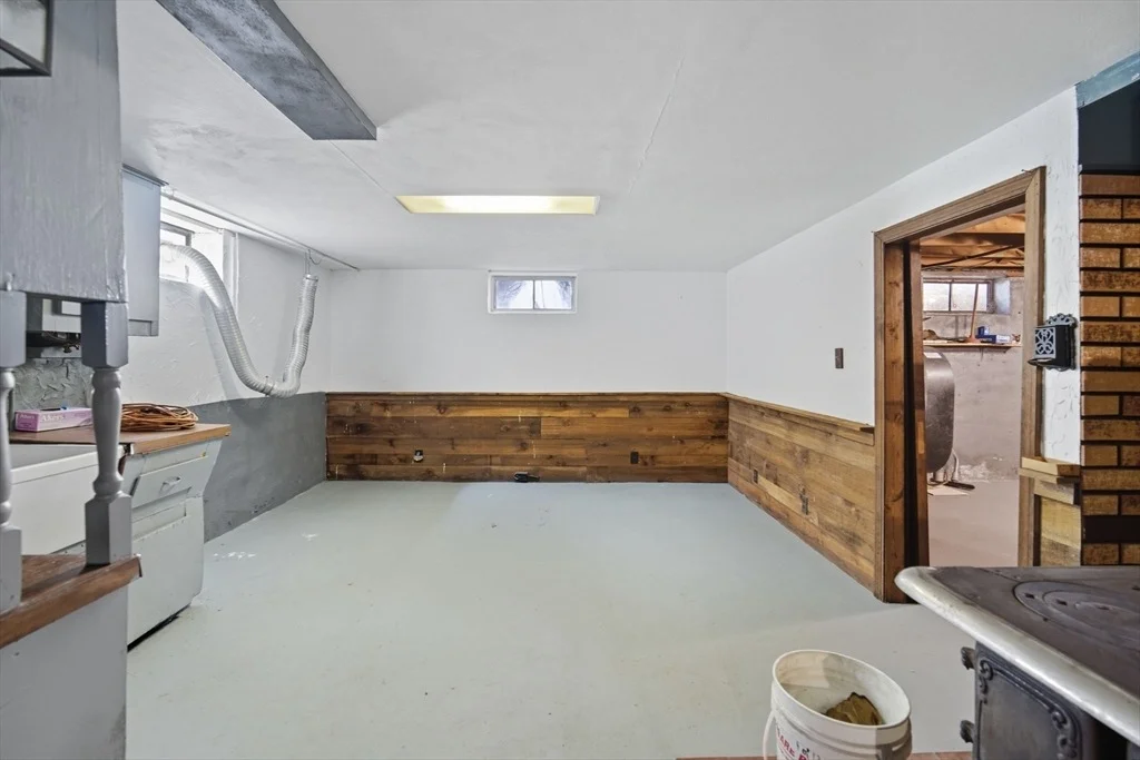 Photo of 43 Greenleaf Ave
