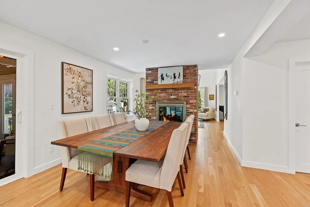Photo of 334 Farm Road