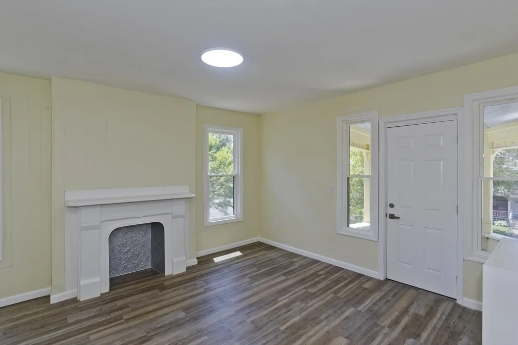 Photo of 205 St James Ave