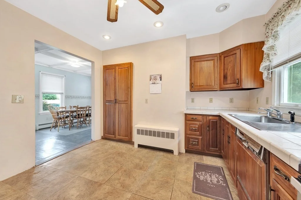 Photo of 72 Hillside Ave