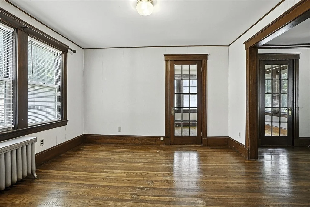 Photo of 15 Robertson Rd