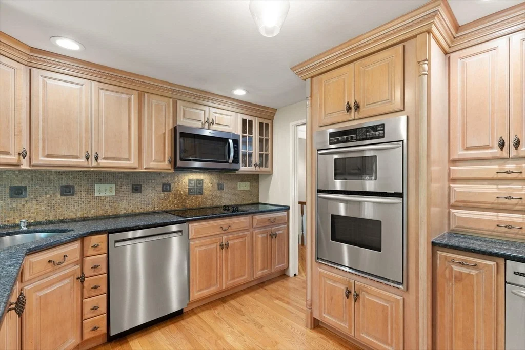 Photo of 71 Poulos Rd