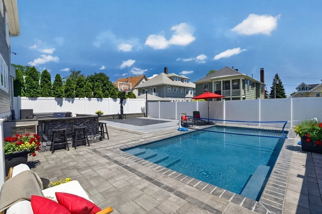Photo of 174 Bartlett Road