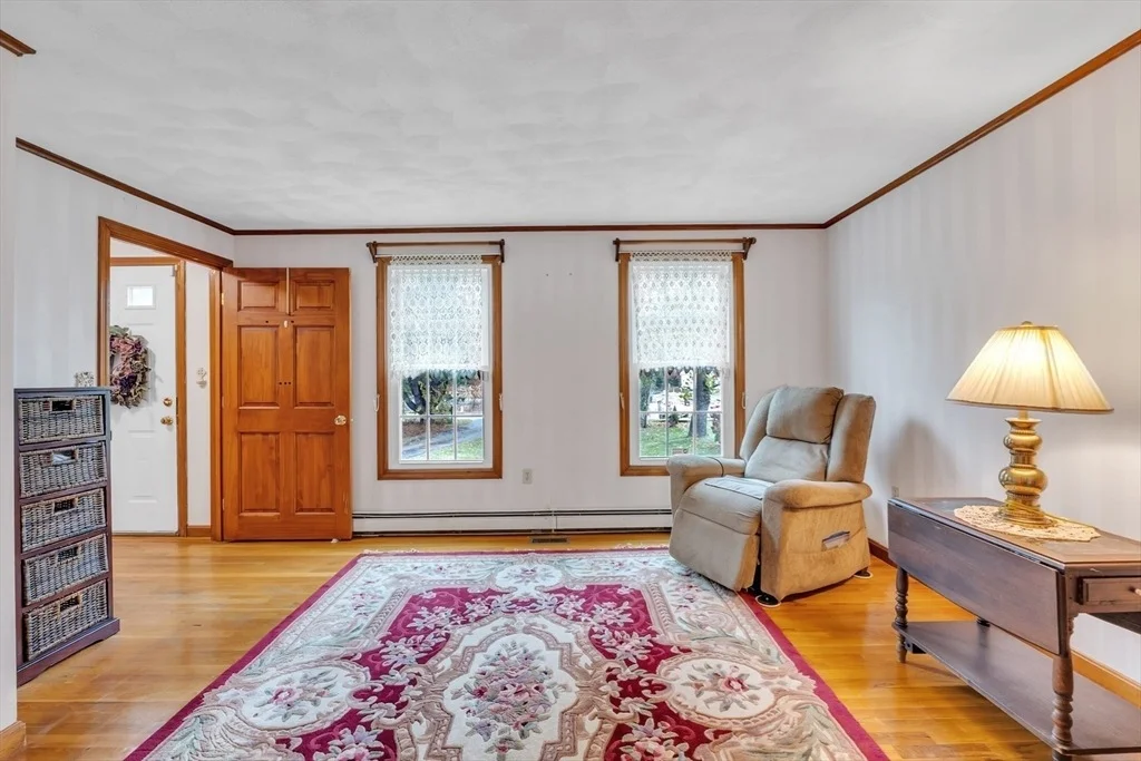 Photo of 143 Charlton Rd