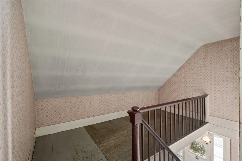 Photo of 235 Arlington St