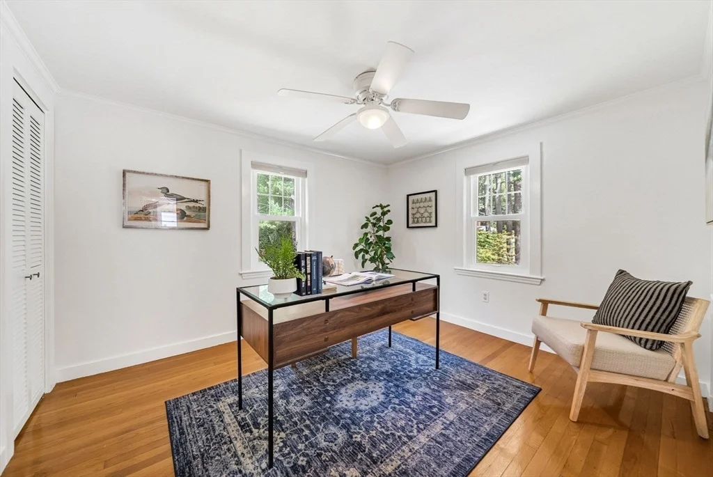 Photo of 9 Stonebridge Rd