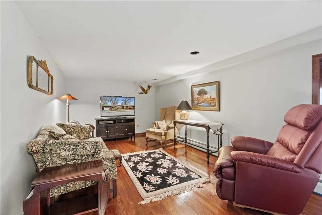 Photo of 113 Indian Hill Rd