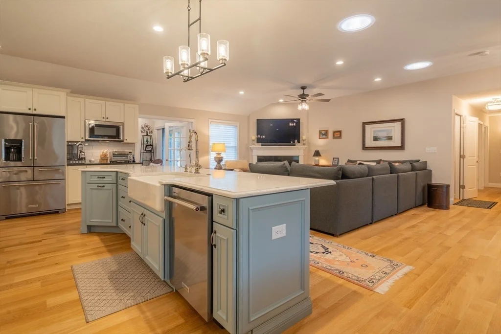 Photo of 237 Woodland Way