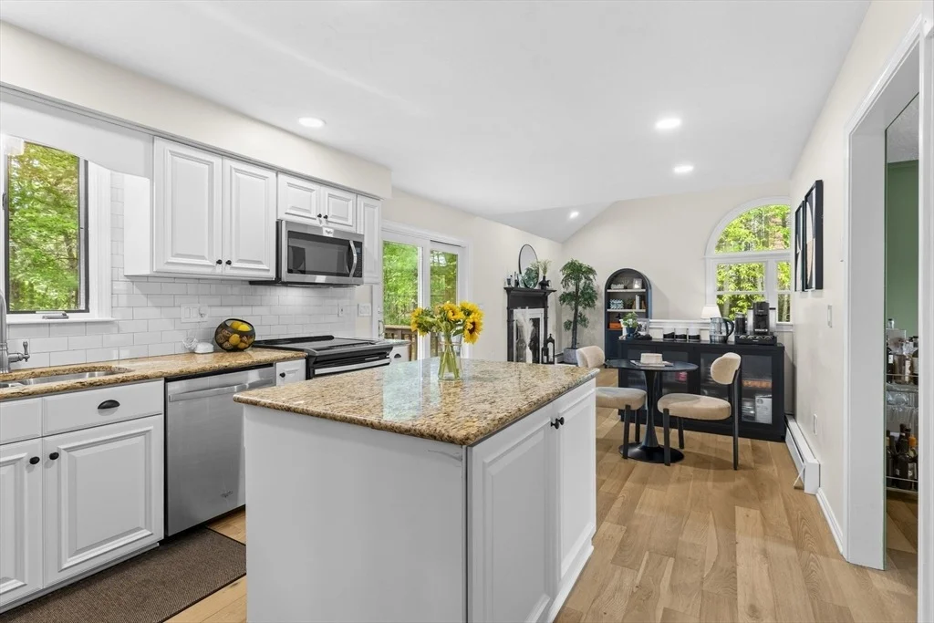 Photo of 42 Brookside Dr