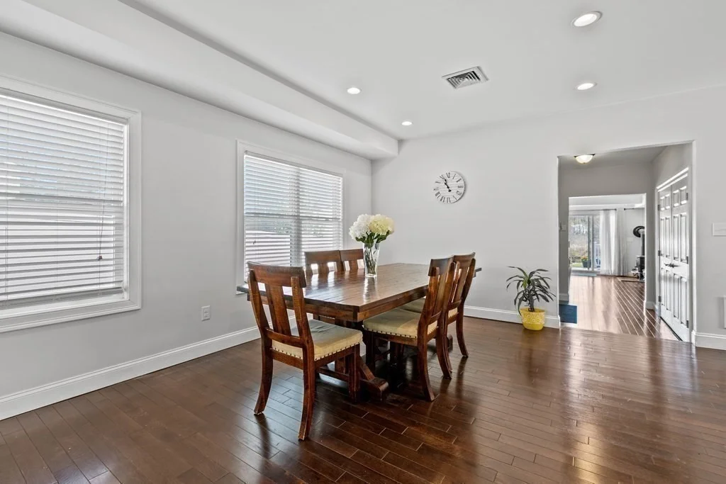 Photo of 651 Nashua Rd