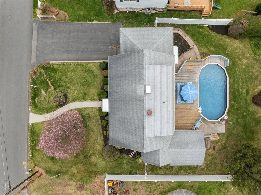 Photo of 20 Laurence Dr