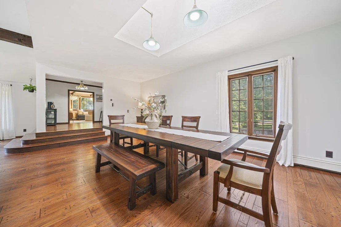 Photo of 5 Cowdrey Ln