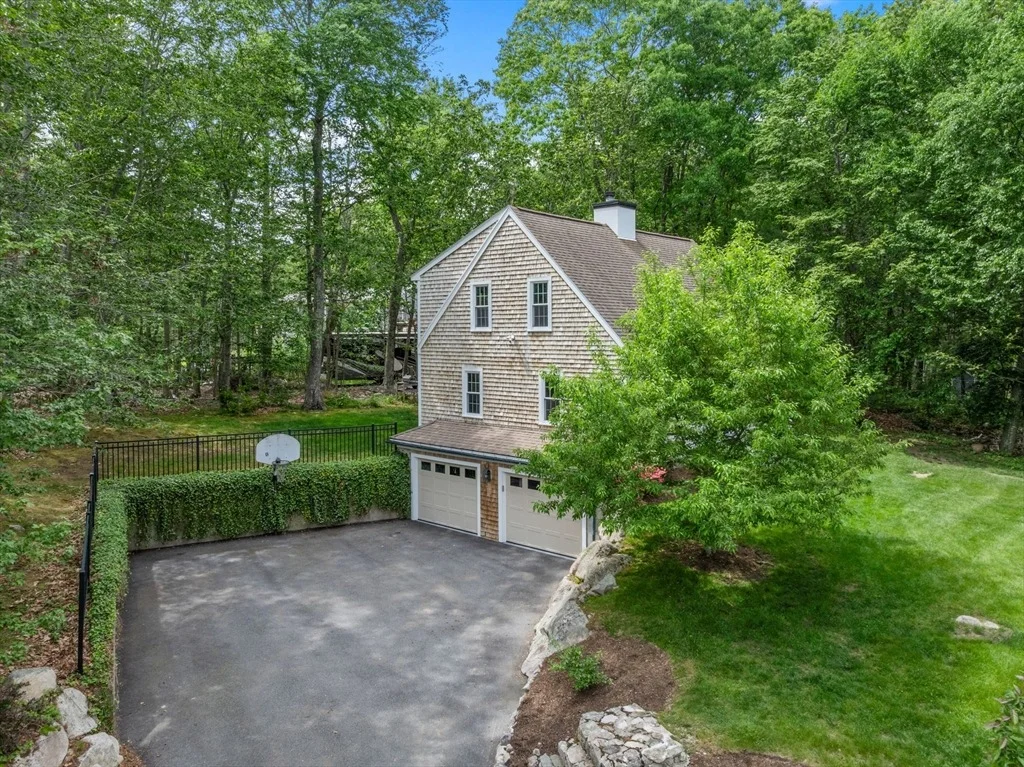 Photo of 52 Highland Crossing Rd