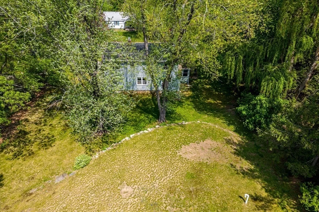 Photo of 34 Old Southbridge Rd