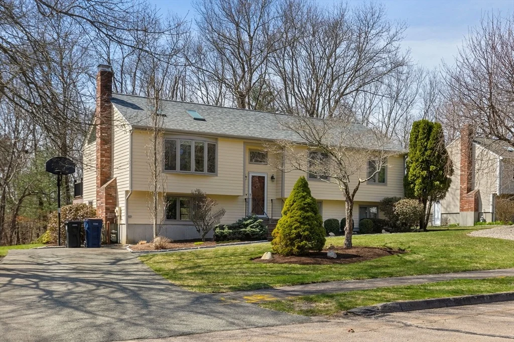 Photo of 14 Borderland Rd