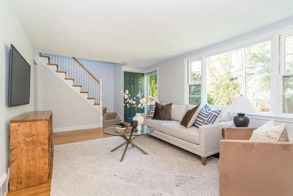Photo of 23 Lexington Rd