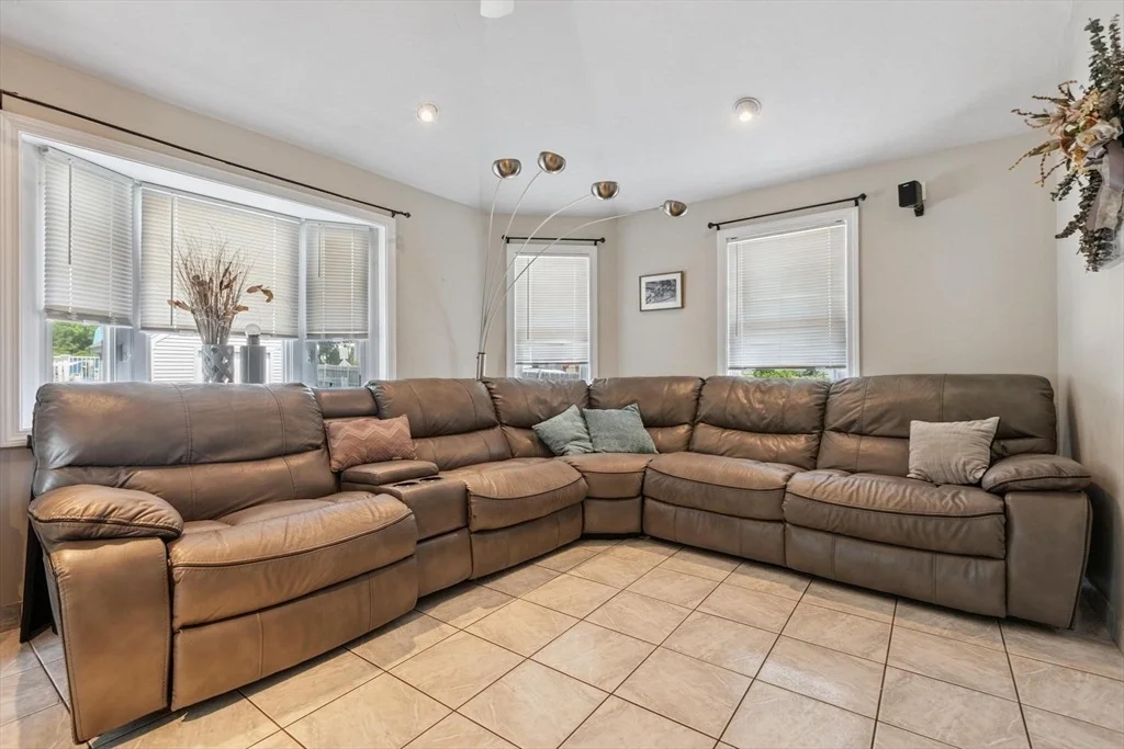 Photo of 7 James Rd