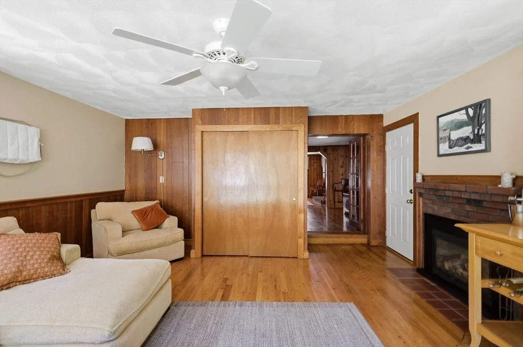 Photo of 341 Locust Street