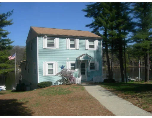 Photo of 20 Lake Cir